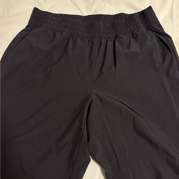 GAP Fit Runaround Pant - Picture 3 of 6